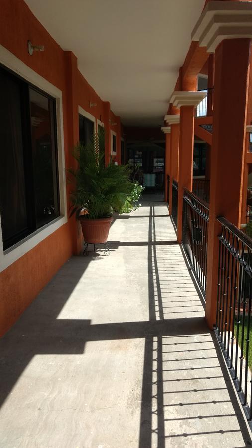 Real Del Ambar Hotel Tuxtla Gutierrez Bagian luar foto